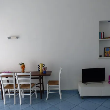 Ella House 아파트 이스키아