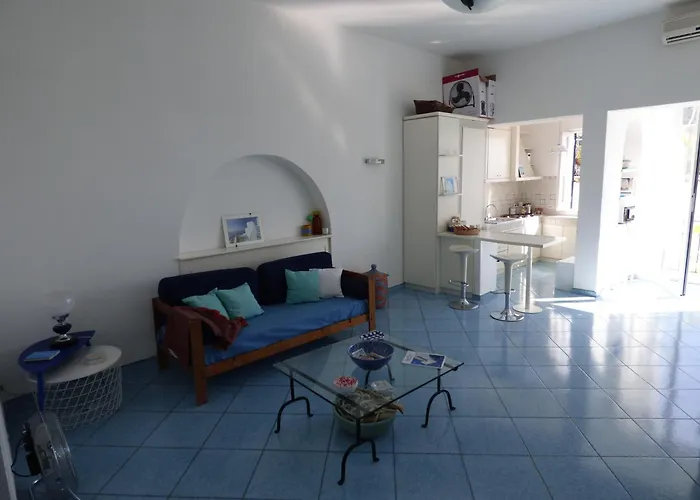 아파트 Ella House *