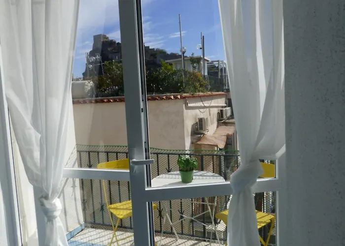 Ella House 아파트 *